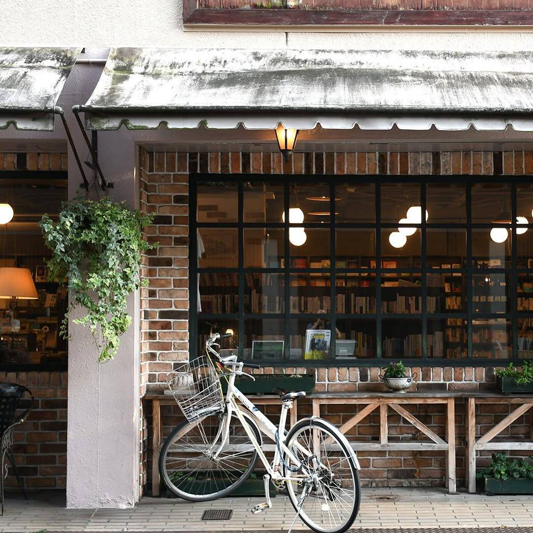 toko buku Keibunsha di Kyoto Jepang (instagram.com/keibunsha_books)