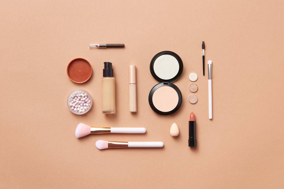 Ilustrasi peralatan makeup (pexels.com/DS stories)