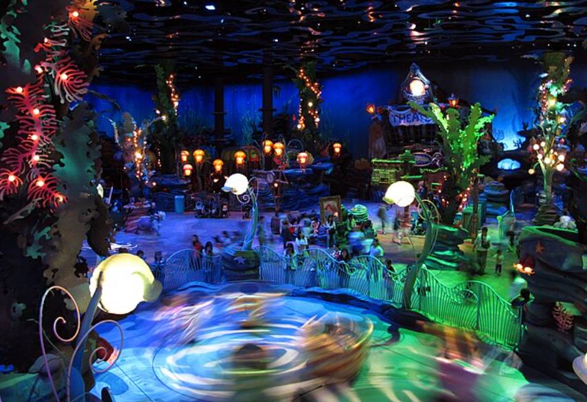 potret Tokyo DisneySea (commons.wikimedia.org/Wing1990hk)