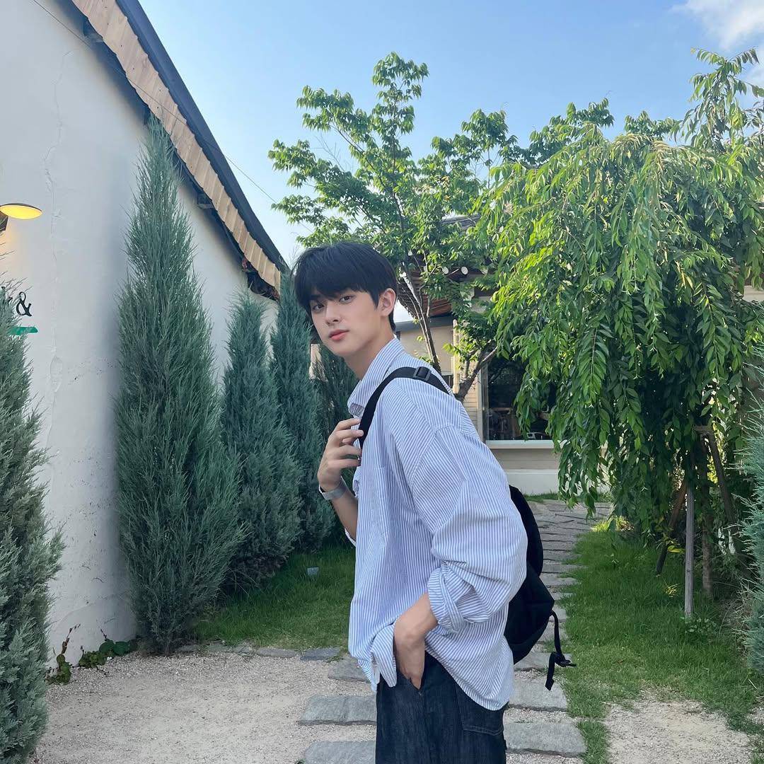 potret Kim Min Kyu (instagram.com/kimminkyu_0312)