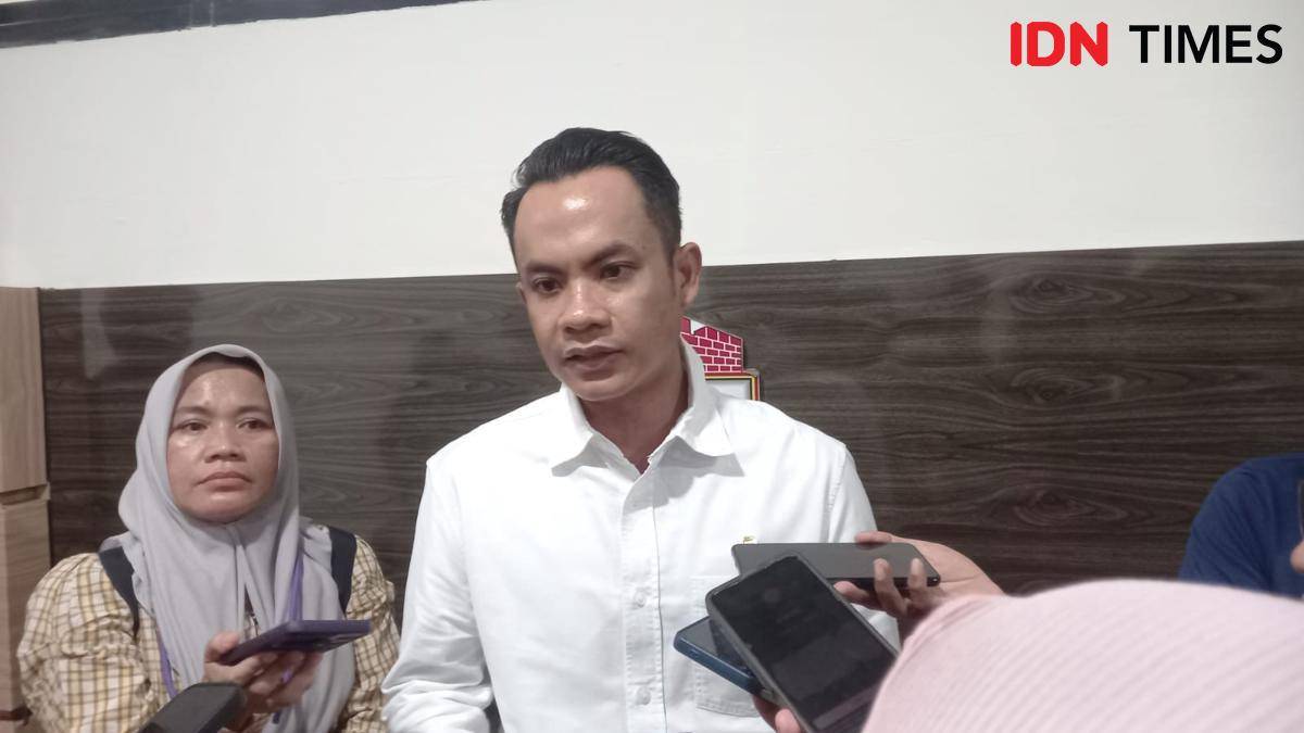 Sekretaris Komisi C DPRD Makassar, Ray Suryadi. (IDN Times/Asrhawi Muin)