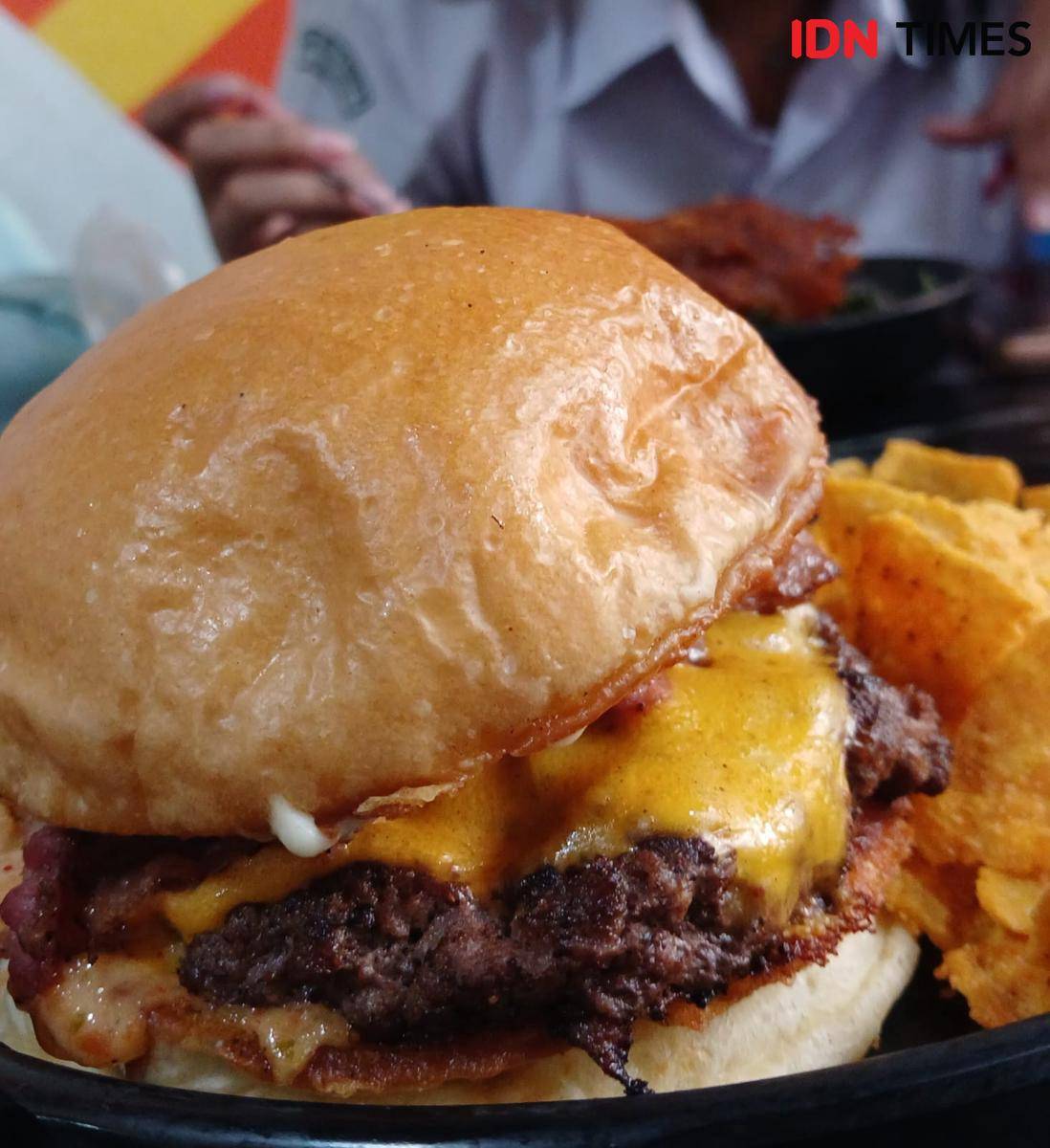 Kuliner di Jogja, burger