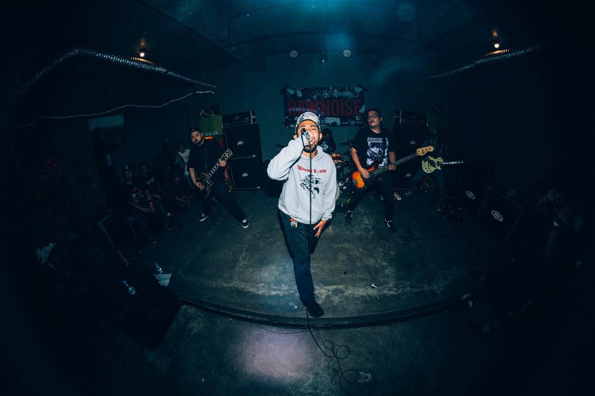 ATHOUSANDPUNCHES_Live_at_RAWNOISE_2.7.25_By@satrialingga-38 (1).JPG
