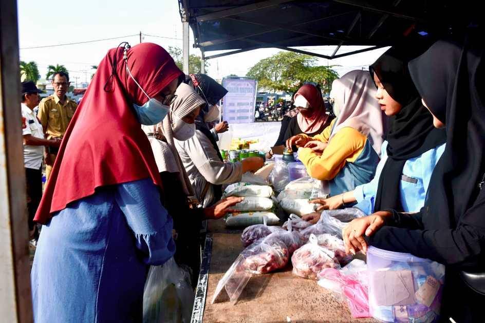 Pemerintah Kota Metro Melalui Dinas Perdagangan Gelar Operasi Pasar Murah