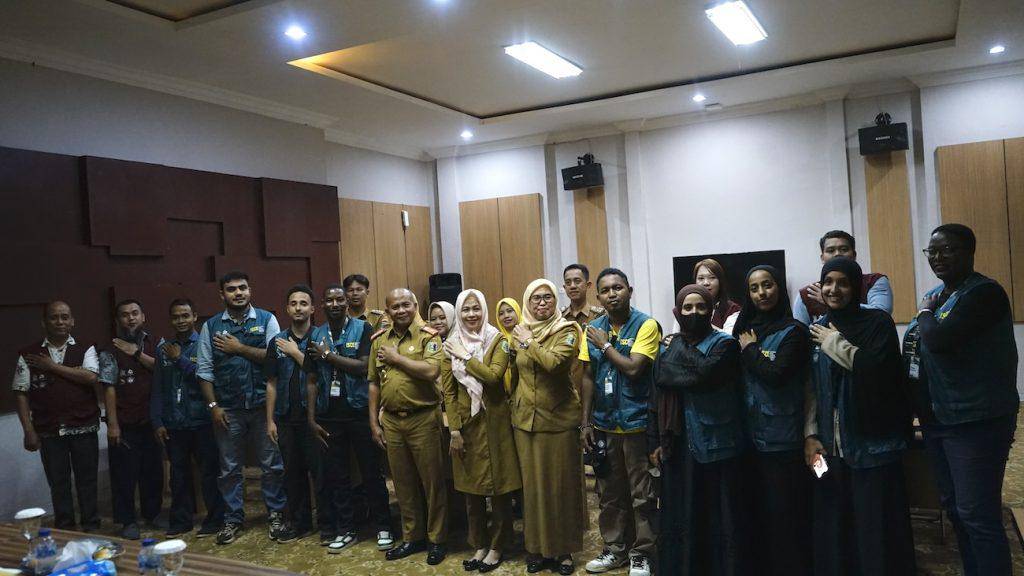 Mahasiswa Asing Peserta Kuliah Kerja Nyata (KKN) Internasional yang diadakan oleh Institut Teknologi Sumatera (Itera) dan Universitas Lampung Paparkan Hasil Kegiatan Pemberdayaan Masyarakat Kepada Pemkab Lampung Timur Melalui Badan Perencanaan Pembangunan Daerah (Bappeda)