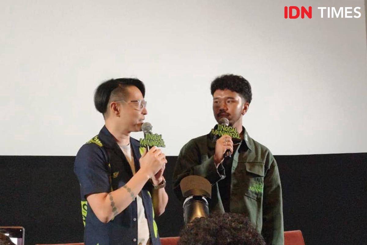Acara dibuka dengan pemutaran video clip Tinggal.jpg