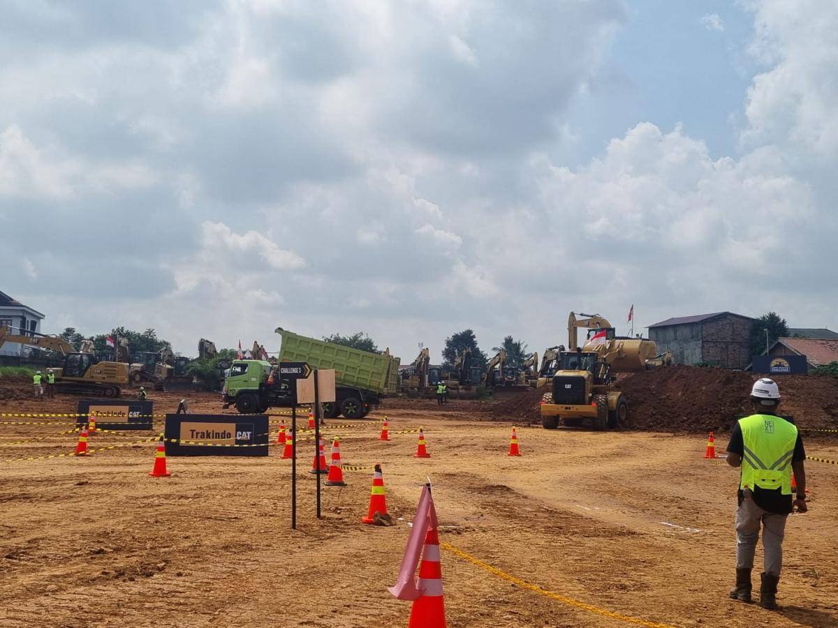 PT Trakindo Utama menggelar kompetisi bagi Operator Alat Berat untuk wakili Indonesia dalam kompetisi tingkat dunia (IDN Times/Rangga Erfizal)