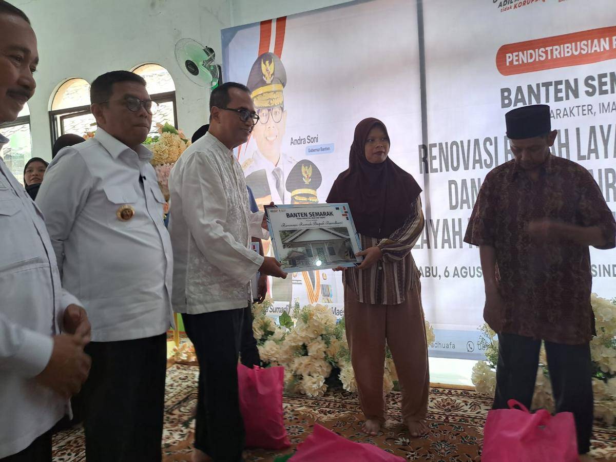Program bedah rumah di Tangerang 