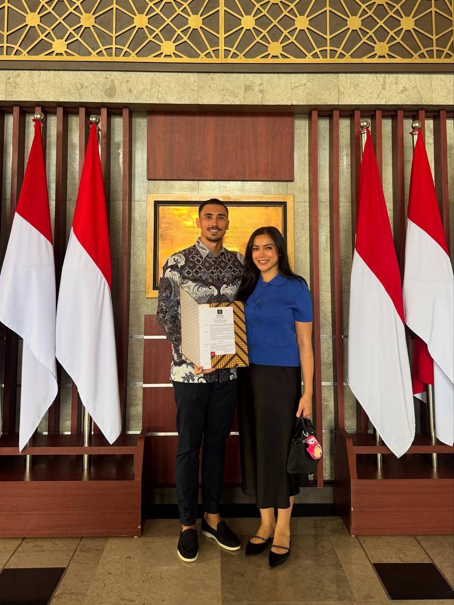 Vincent Verhaag Resmi Jadi WNI (Instagram.com/inijedar)