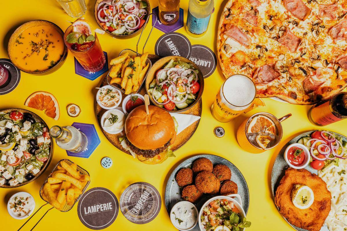Ilustrasi makanan 