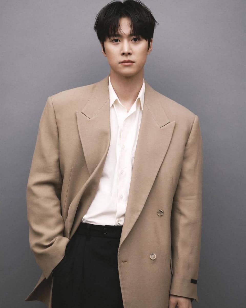 Potret Gong Myung (instagram.com/0myoung_0526)