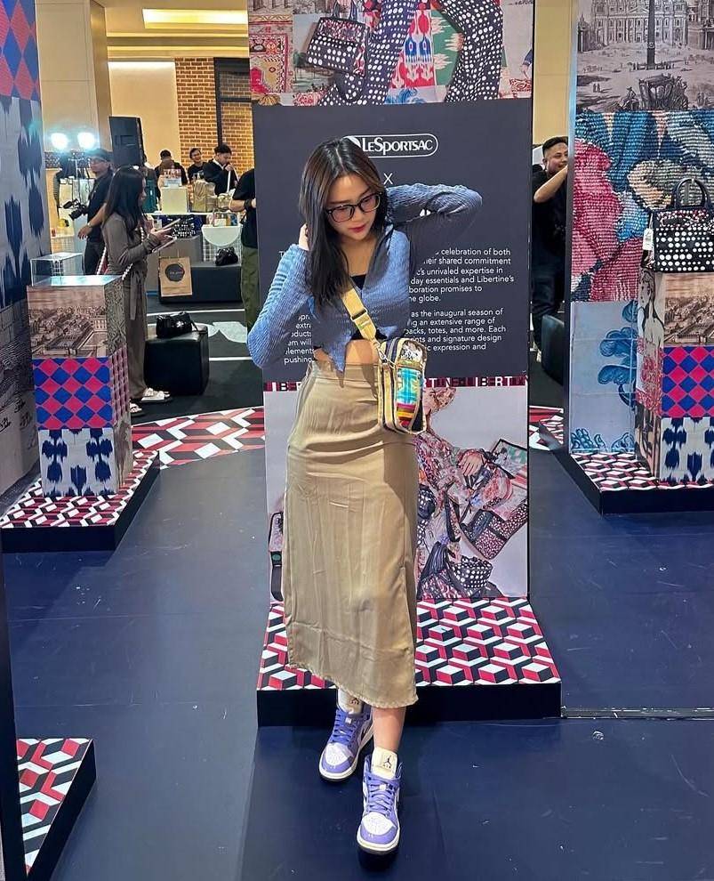 Dhea Angelia (instagram.com/dheaangelialee)