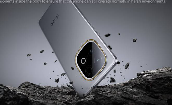 ilustrasi iQOO Z10 Turbo+ dengan bodi kokoh berstandar militer