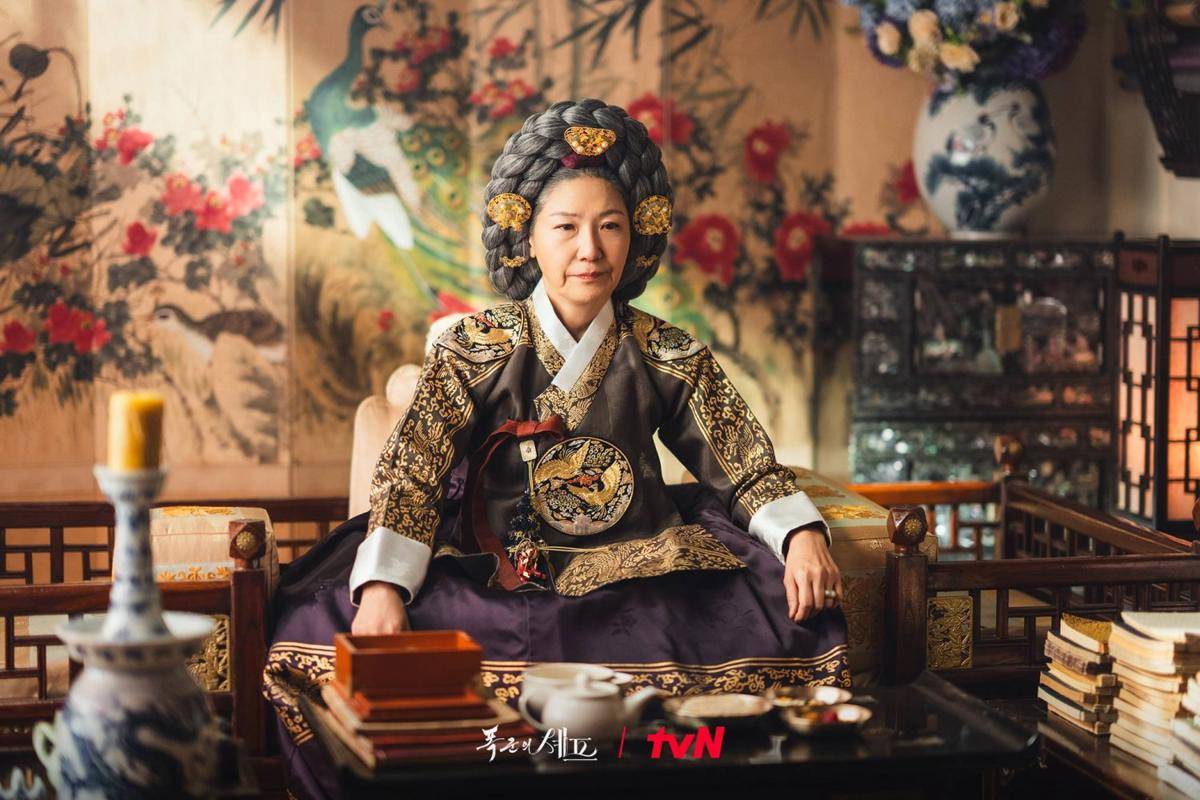 Still cuts drama Bon Appetit, Your Majesty (dok. tvN/Bon Appetit, Your Majesty)