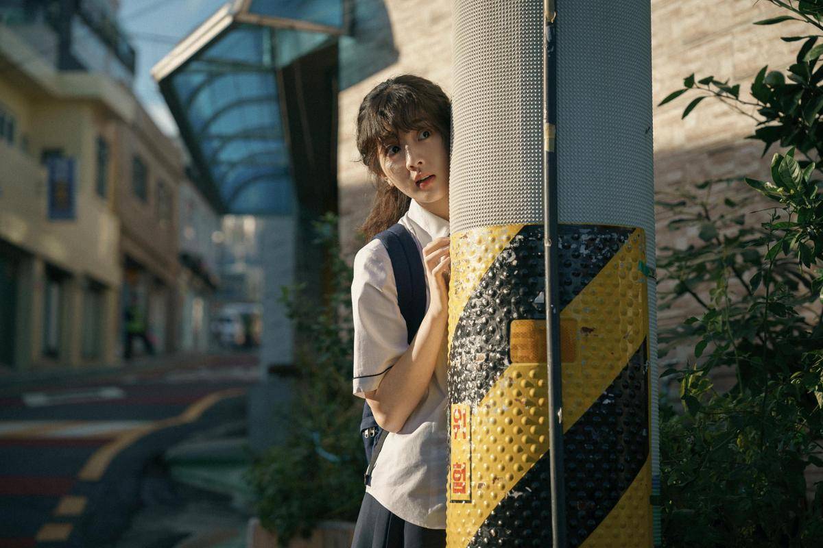 still cuts film Love Untangled (instagram.com/netflixkr)