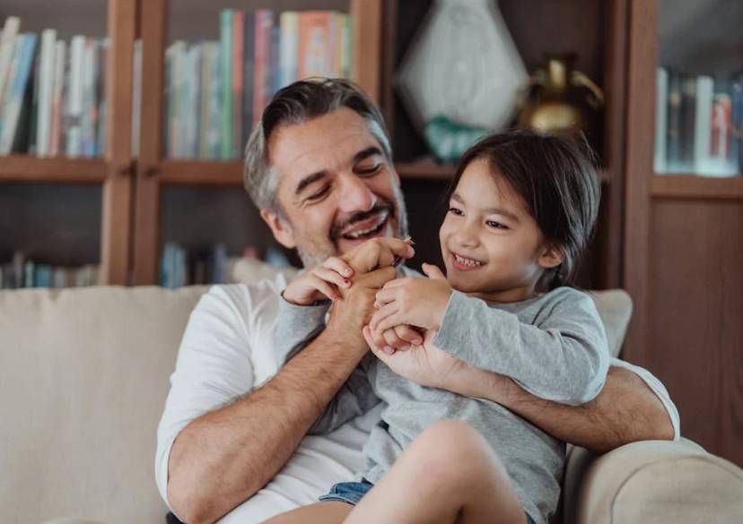 illustrasi percakapan anak dengan orang tua (pexels.com/Ketut Subiyanto)