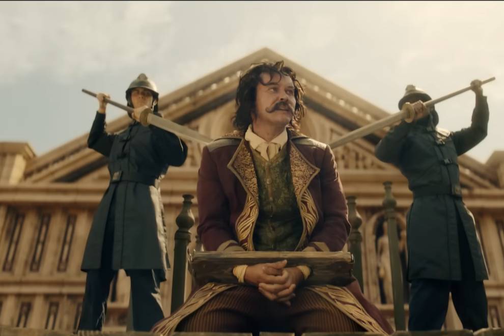 ilustrasi pemerintahan yang tidak adil dalam One Piece Live Action musim 1 (youtube.com/Netflix)