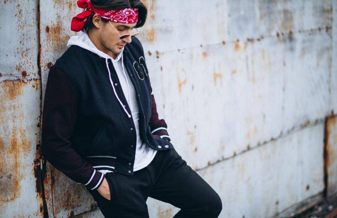 ilustrasi fashion vintage pria (freepik.com/senivpetro)