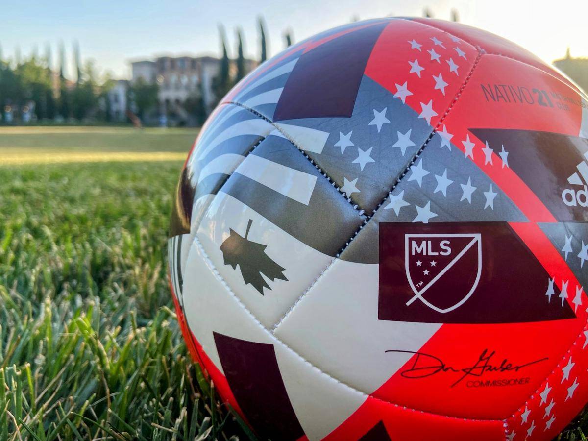 ilustrasi bola yang digunakan di MLS