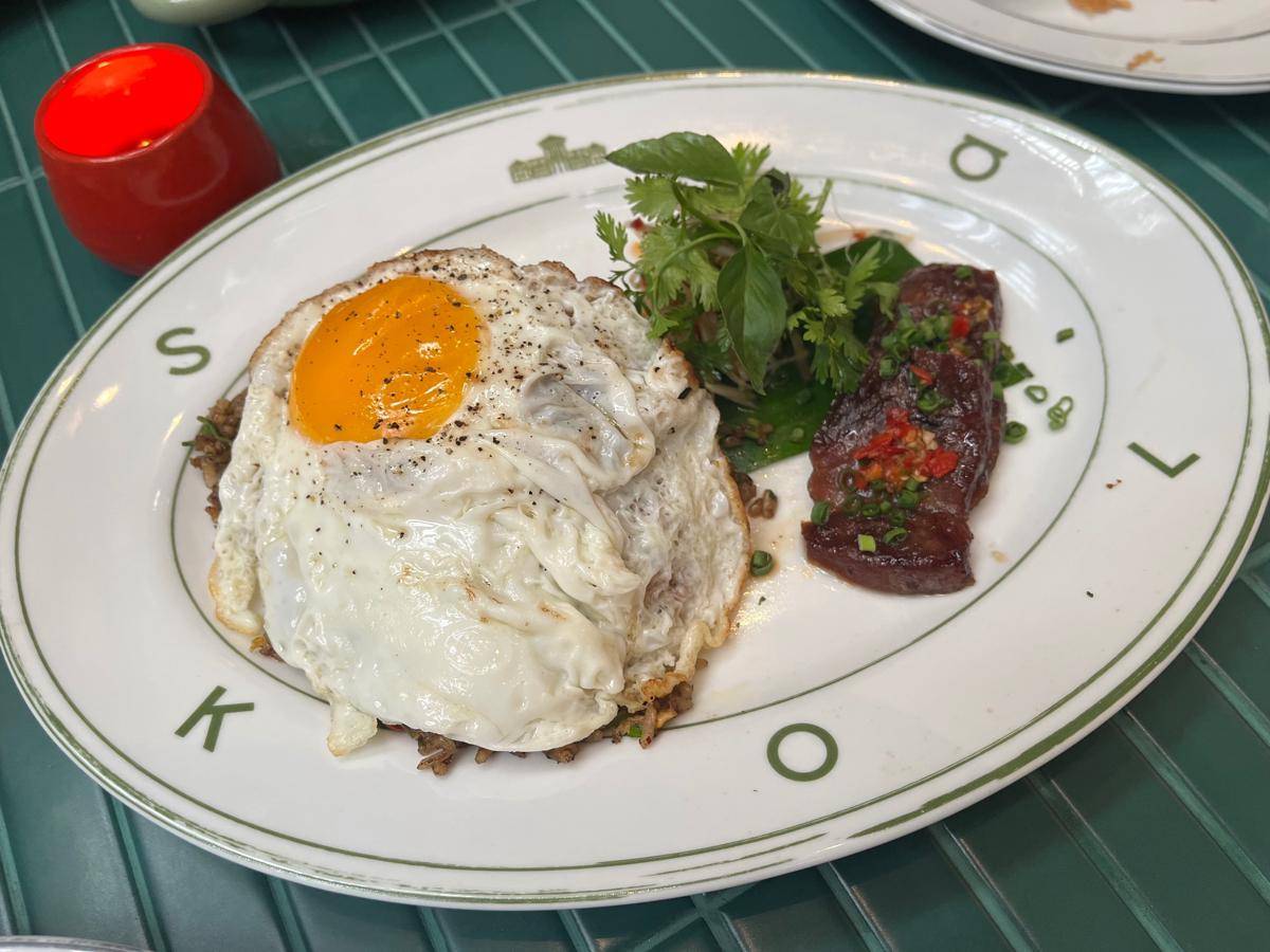 Ismaya group, skola courtyard, osteria gia