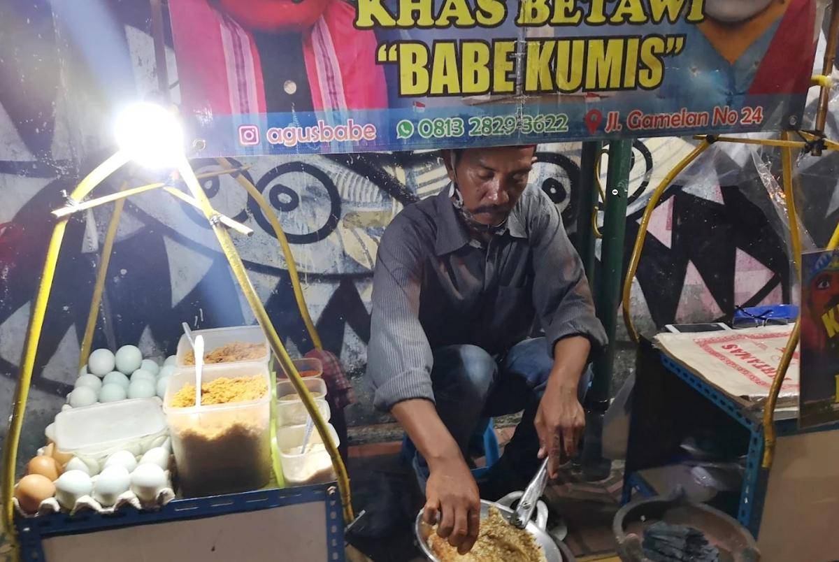 Kerak telor Babe Kumis.jpg