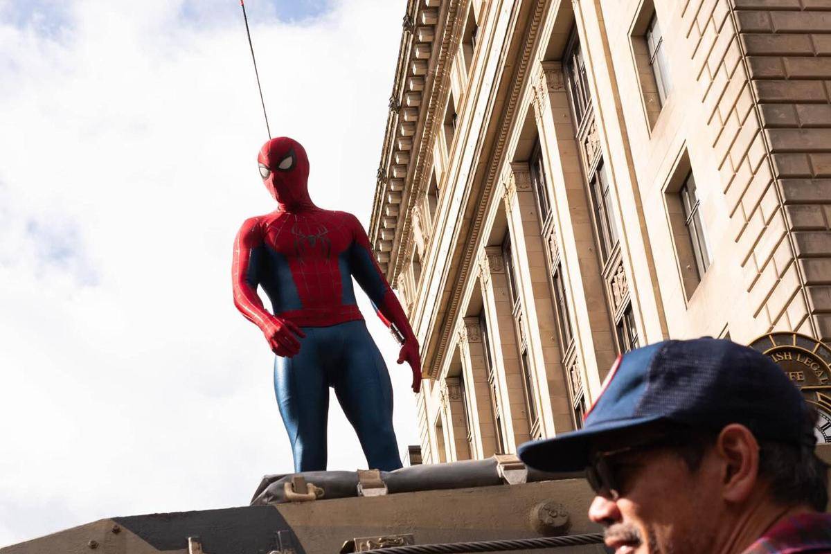 Tom Holland syuting Spider-Man: Brand New Day