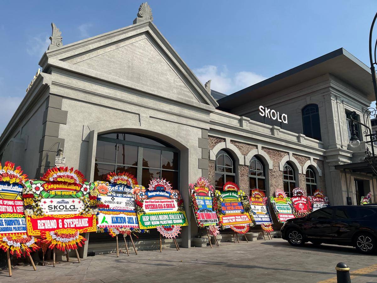 Ismaya group, skola courtyard, osteria gia