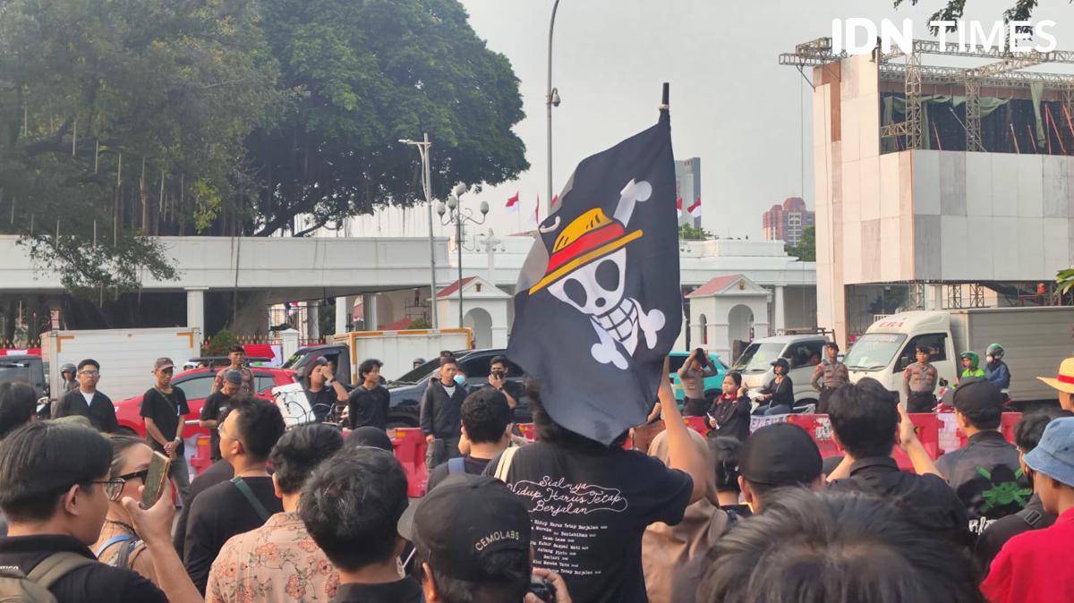 Aksi Kamisan Bendera One Piece