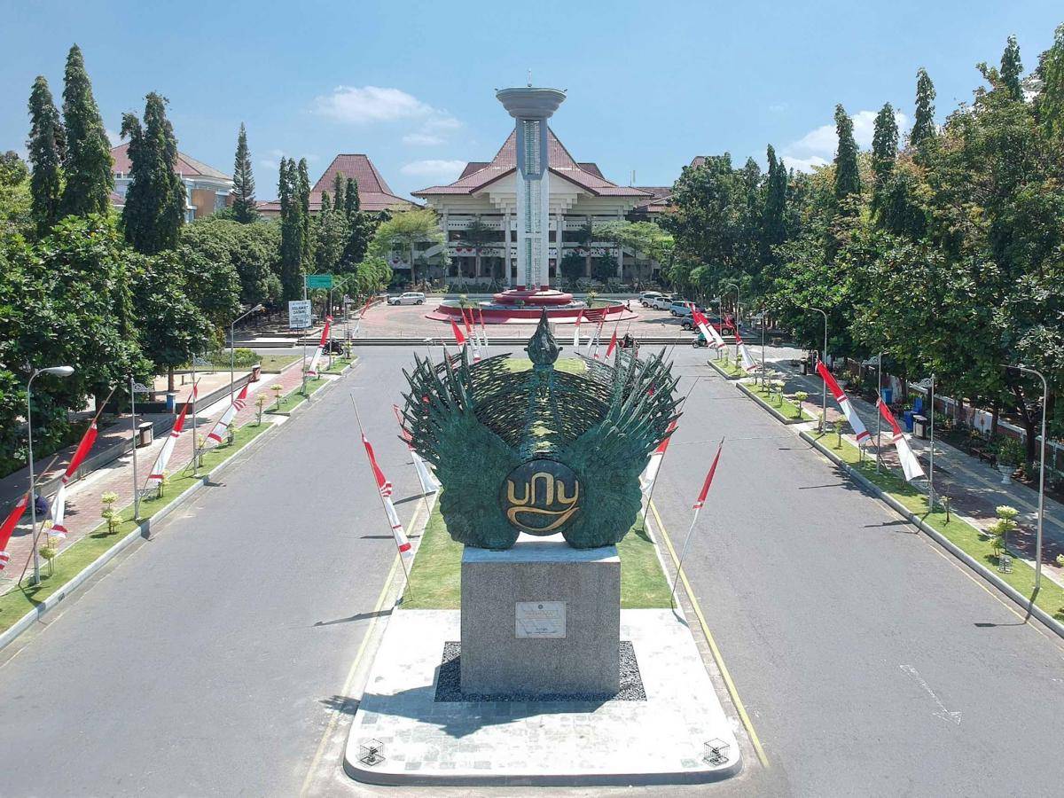 Universitas Negeri Yogyakarta (UNY). (uny.ac.id)