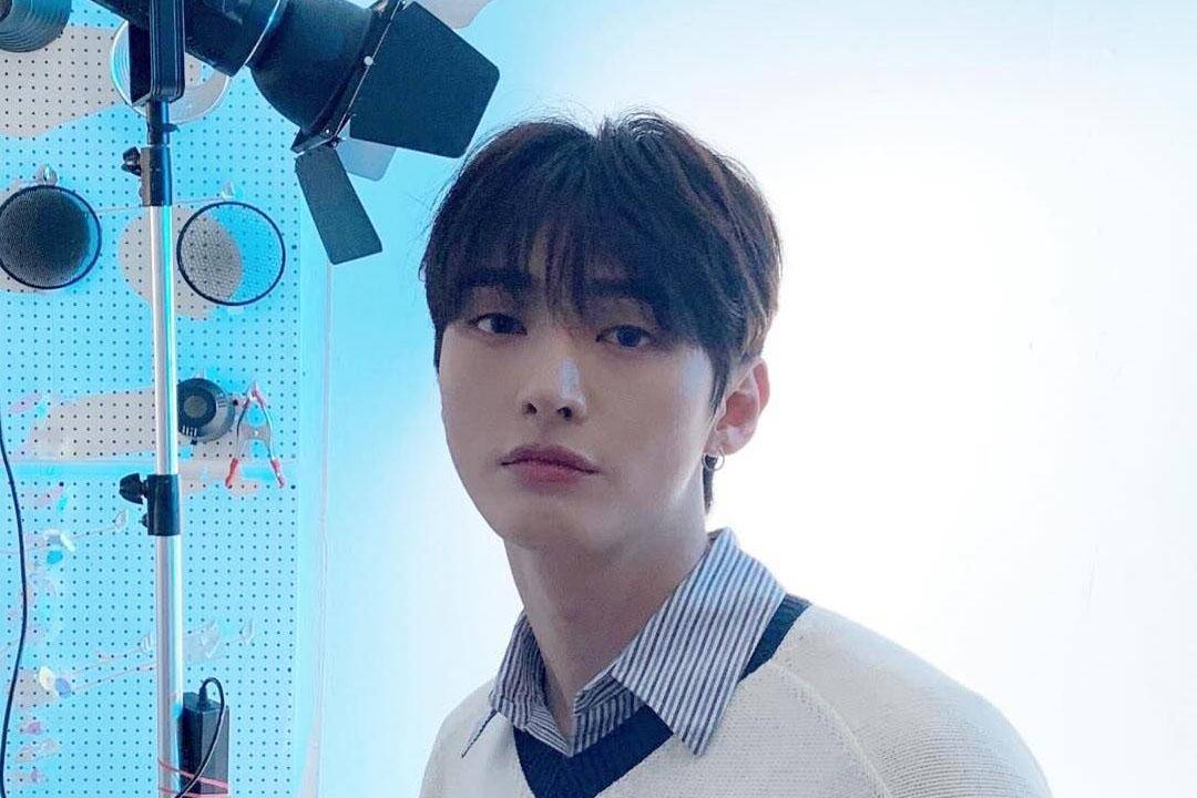 Yoon Jisung eks Wanna One 