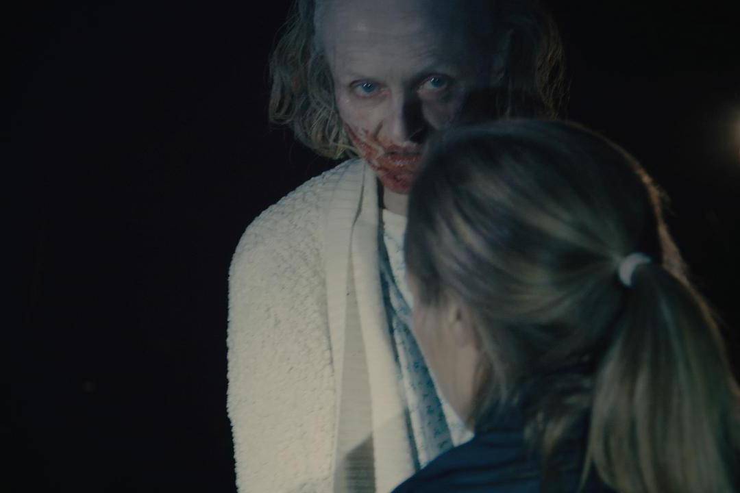 adegan dalam film The Taking of Deborah Logan. (dok. Eagle Films/The Taking of Deborah Logan)