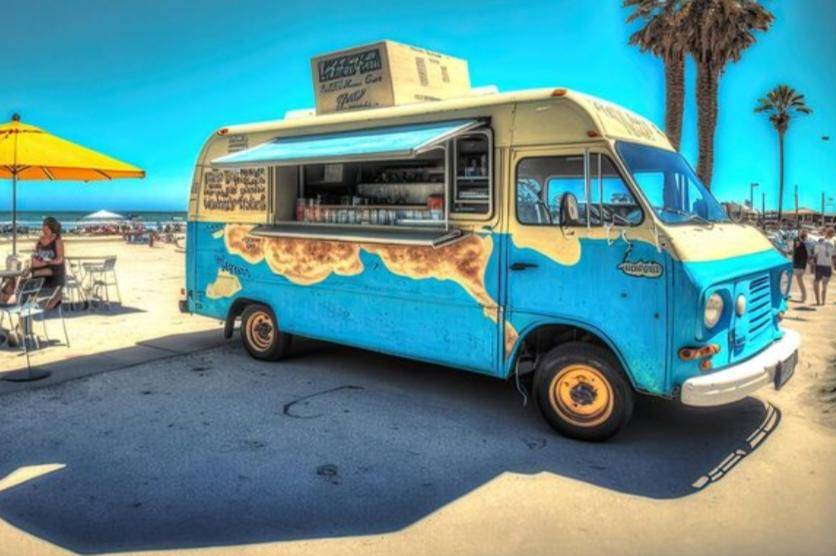 Food Truck (freepik.com/freepik)