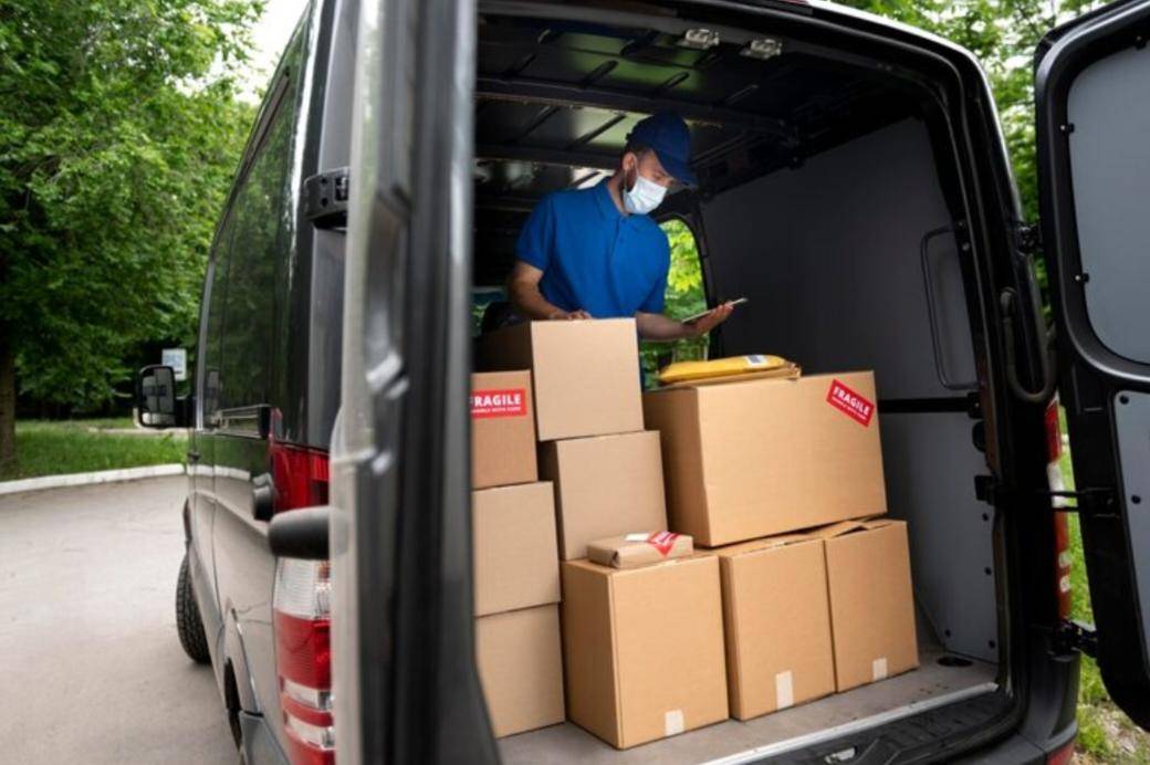 Mobil Logistik (freepik.com/freepik)