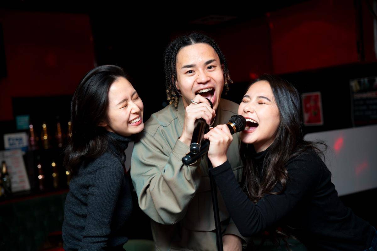Ide Kegiatan Menarik Bersama Teman (Freepik.com/ Freepik)