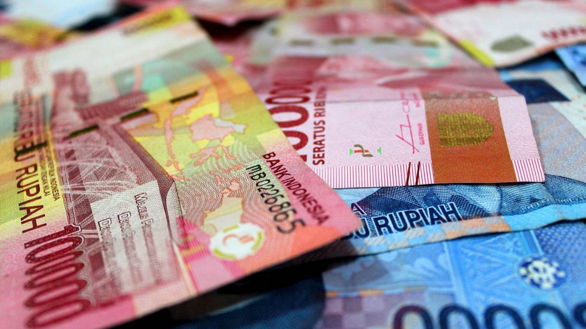 Uang Rupiah (EmAji/Pixabay)