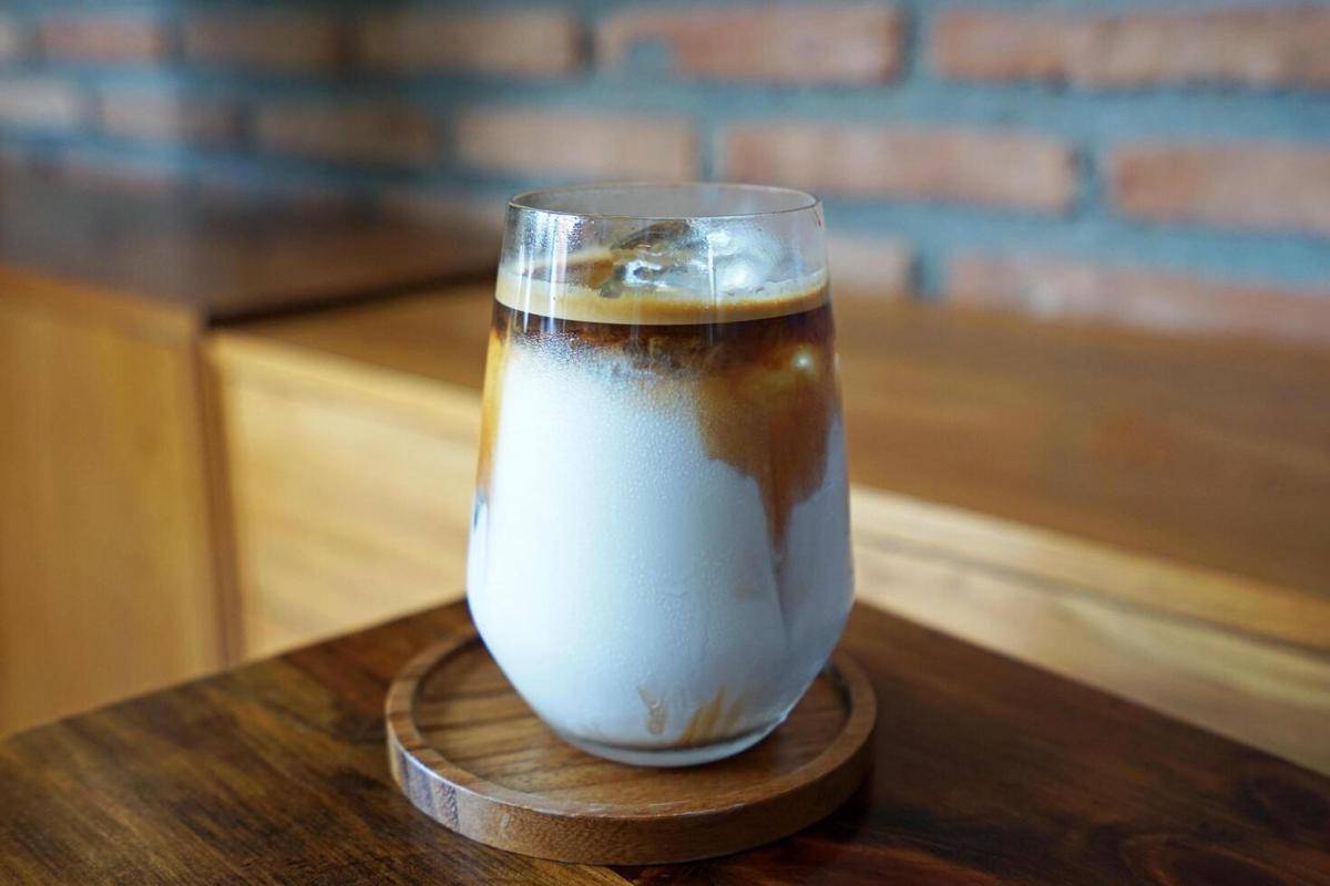 ilustrasi kopi susu