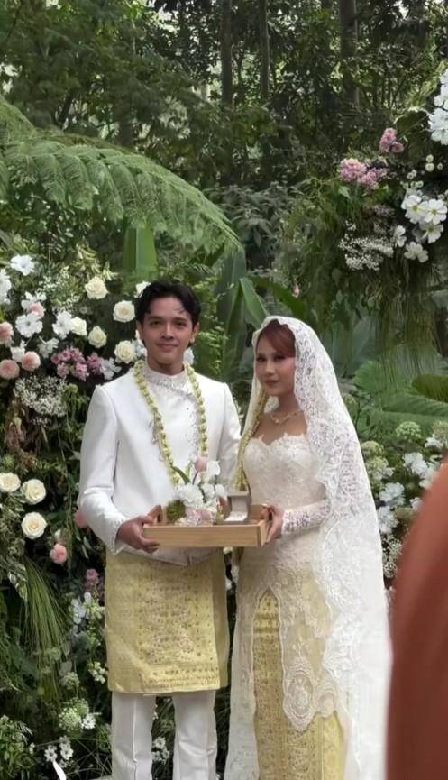pernikahan Nadin Amizah dan Faishal