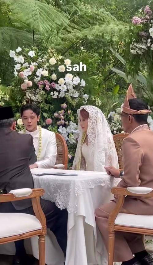 pernikahan Nadin Amizah dan Faishal 