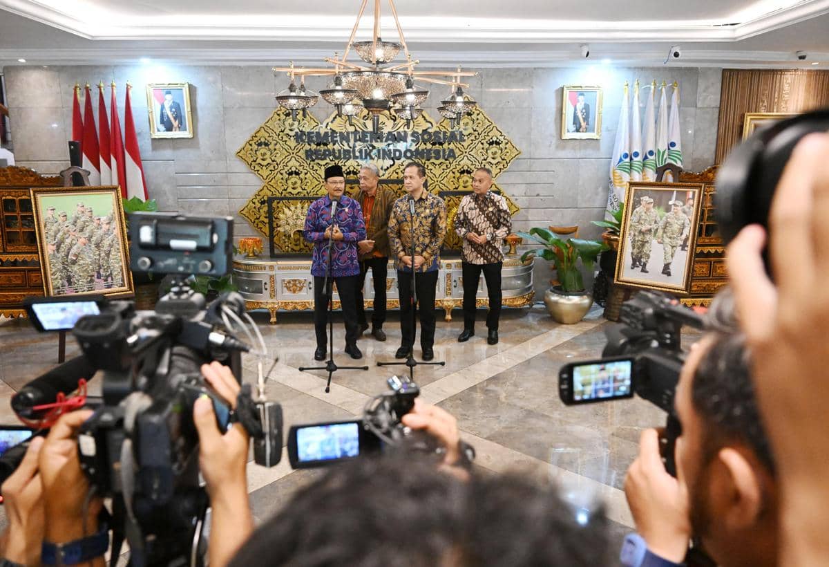 Kementerian Transmigrasi dan Kementerian Sosial sepakat akan bangun Sekolah Rakyat di kawasan Transmigrasi 