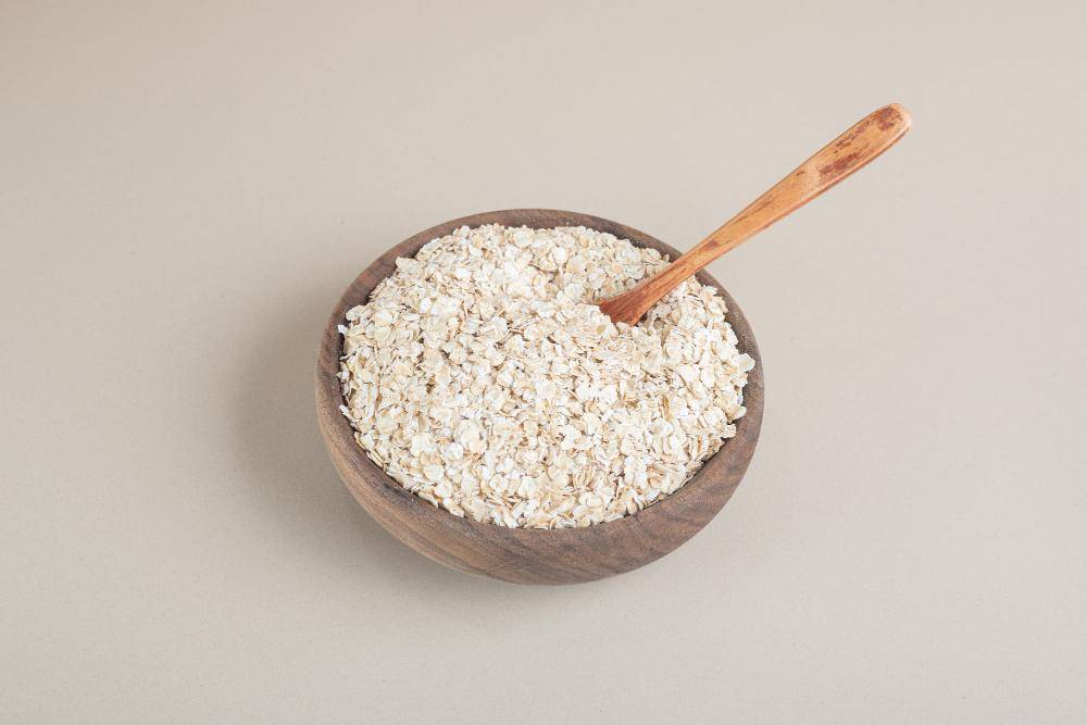 ilustrasi tepung oat (freepik.com/azerbaijan_stockers)
