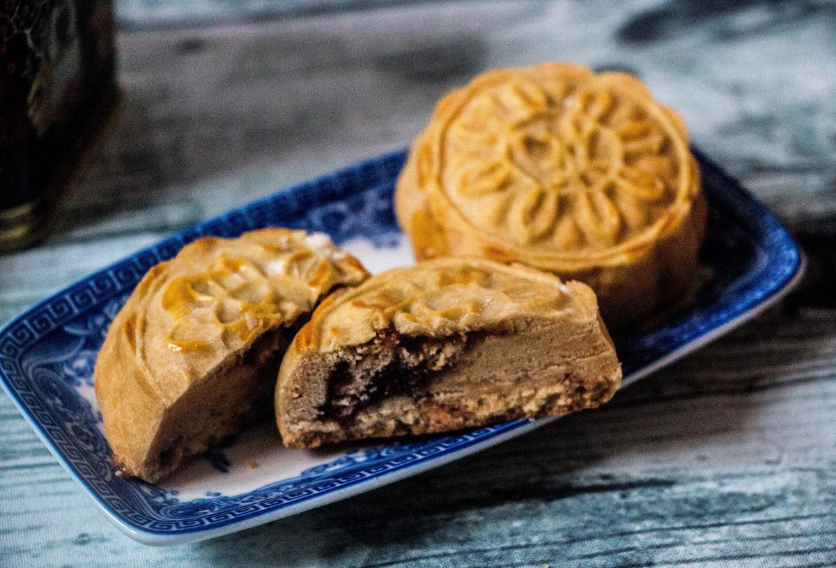 kue bulan (commons.wikimedia.org/Daniela Eftimova)