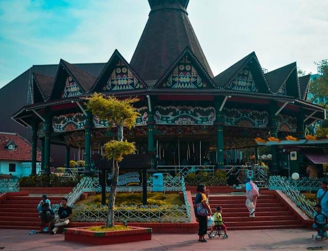 Dufan, Jakarta (unsplash.com/Syahril Fadillah)