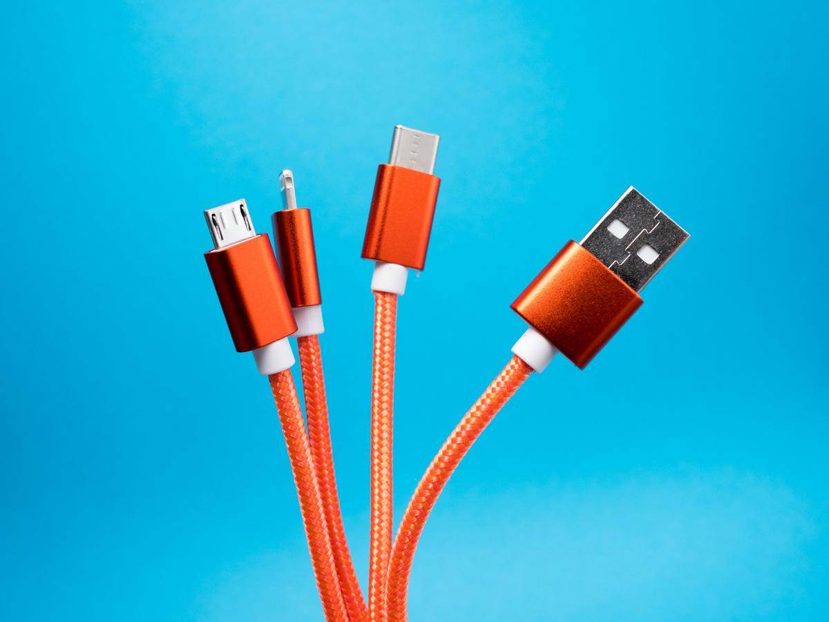 Micro USB dan USB Type-C