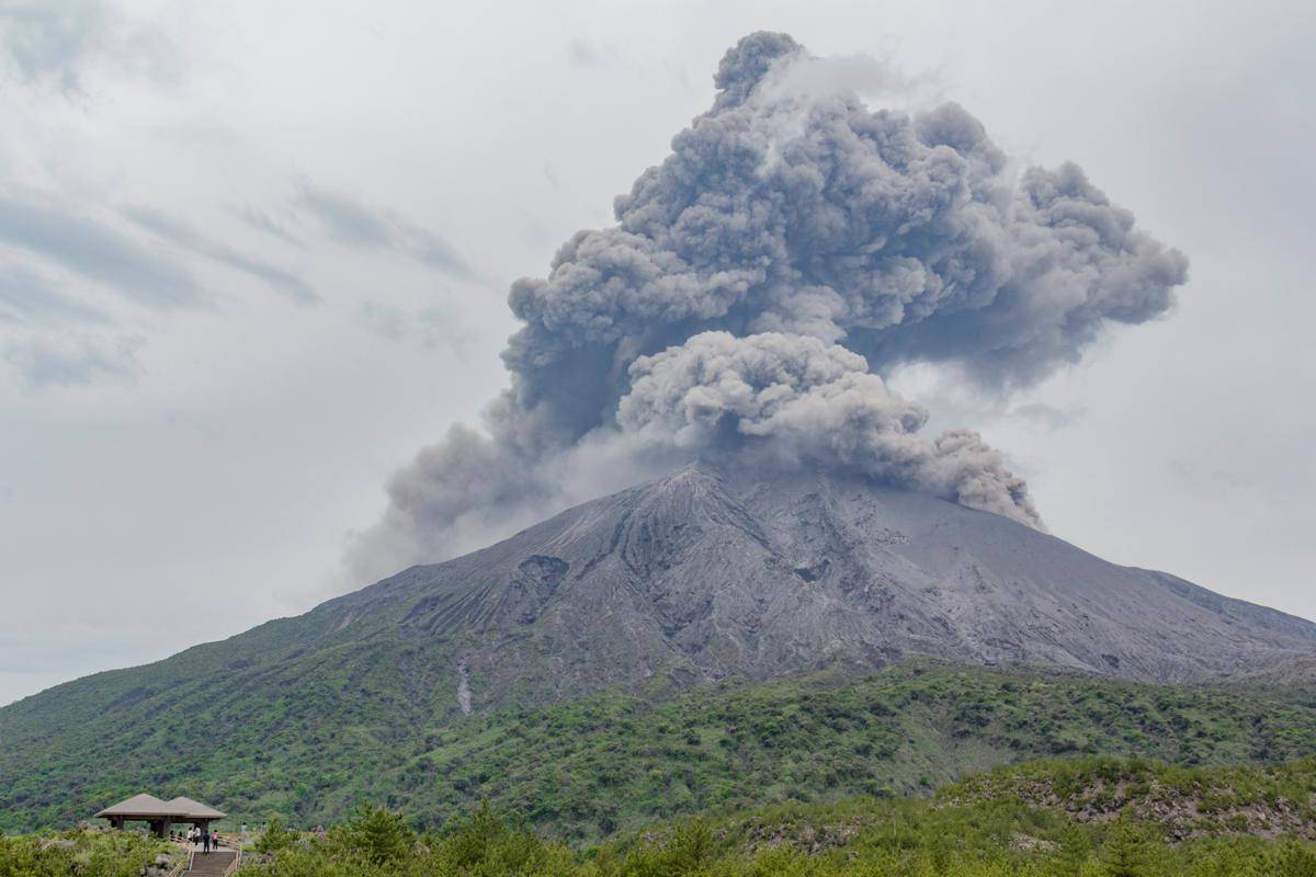 potret erupsi gunung berapi (unsplash.com/Mitsuo Komoriya)
