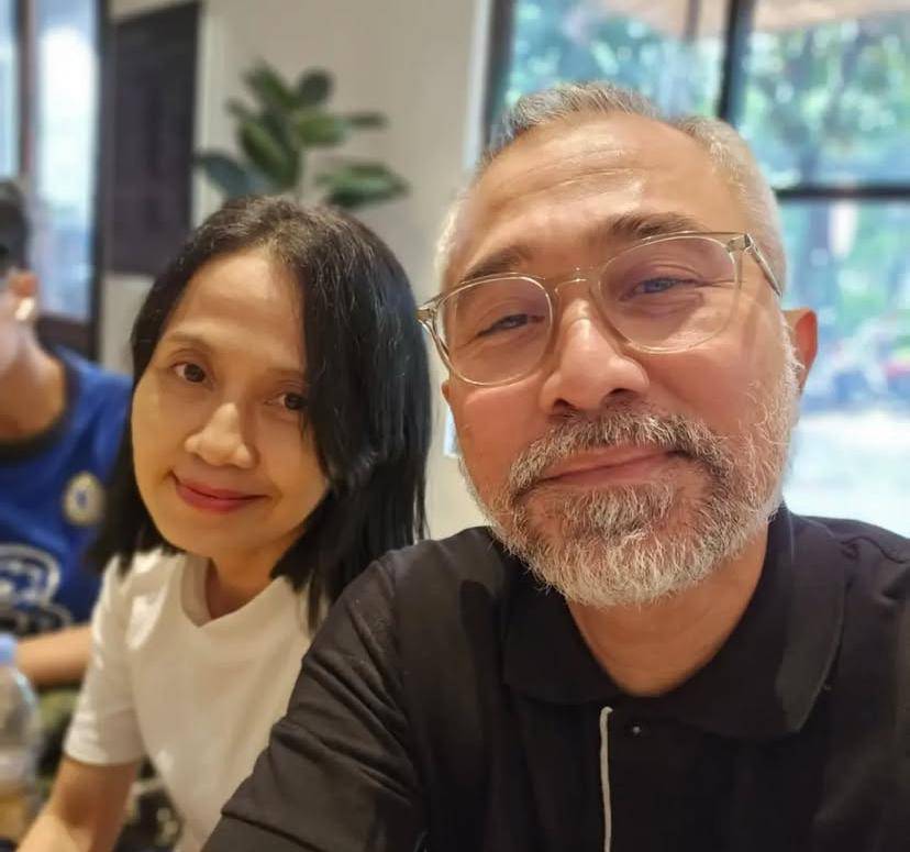 potret kenangan Lukman Sardi dan kakaknya, Santi Sardi