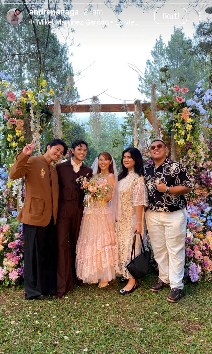 Tamu artis di resepsi pernikahan Nadin Amizah dan Faishal Tanjung pada Sabtu, 9 Agustus 2025