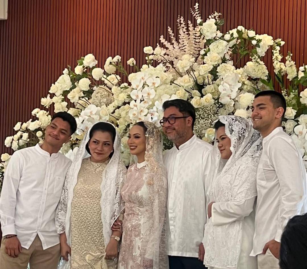 Siraman dan pengajian pranikah Nazla Alifa. (Instagram.com/nazlaalifa)