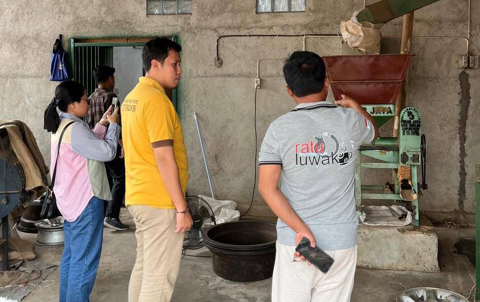 Dosen Program Studi Teknologi Pangan Institut Teknologi Sumatera (Itera) Turun Tangan Memberdayakan Kelompok Usaha “Ratu Luwak” (Dok/Humas Itera)
