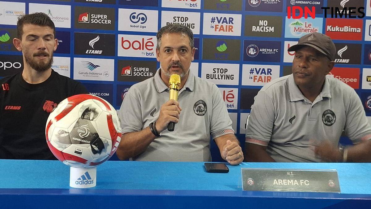 Pelatih Arema FC, Marcos Santos. (IDN Times/Rizal Adhi Pratama)