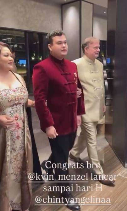 Sangjit Kevin Menzel, Kakak Sarah Menzel
